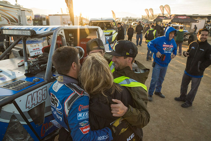 The family that races together... The Pellegrinos share a moment at King of the Hammers 2015